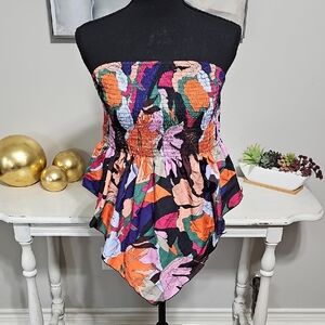 3 for $10 🌺 SHEIN Curve Tropical Floral Smocked Handkerchief Top 2XL